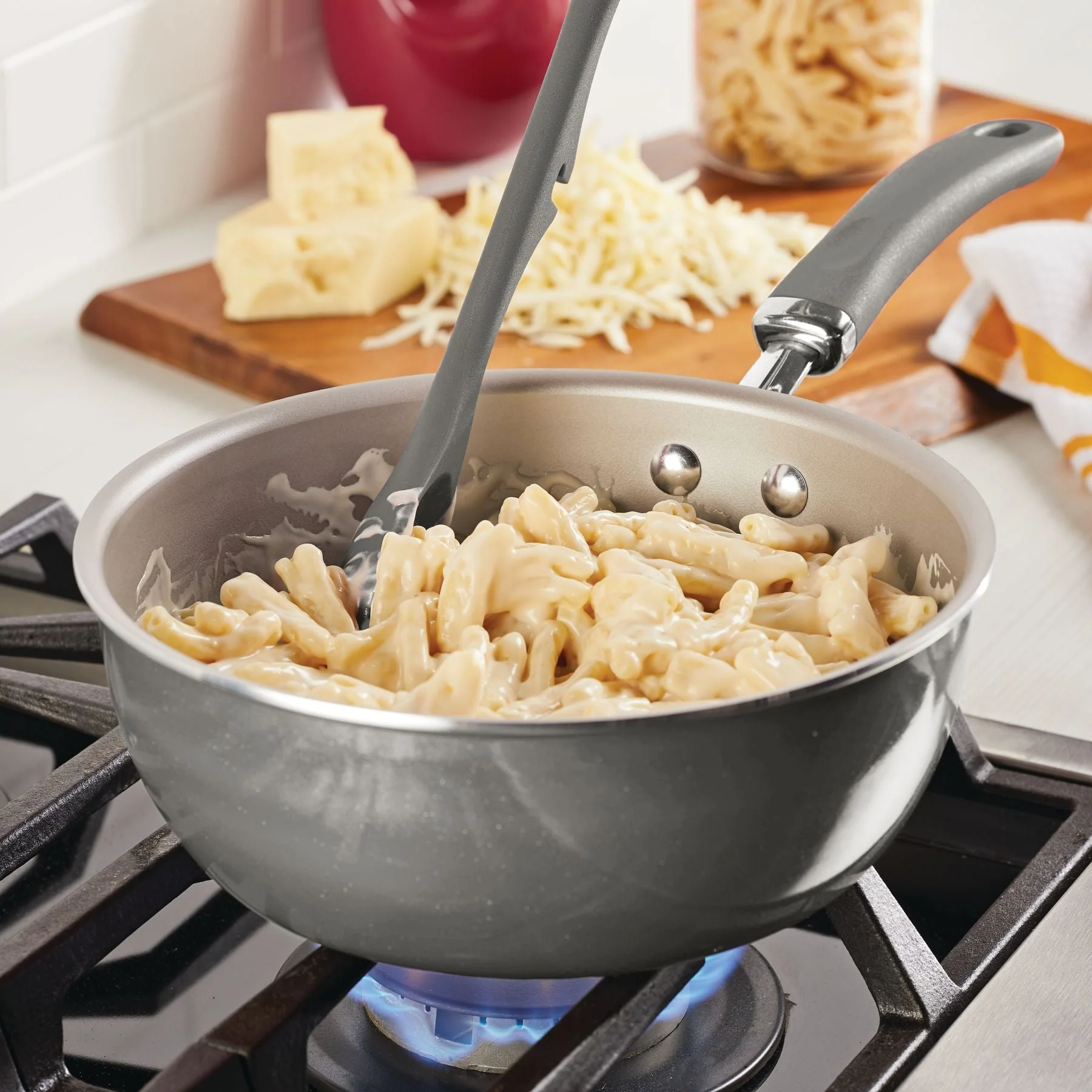 3-Quart Nonstick Induction Covered Chef Pan - Image 9